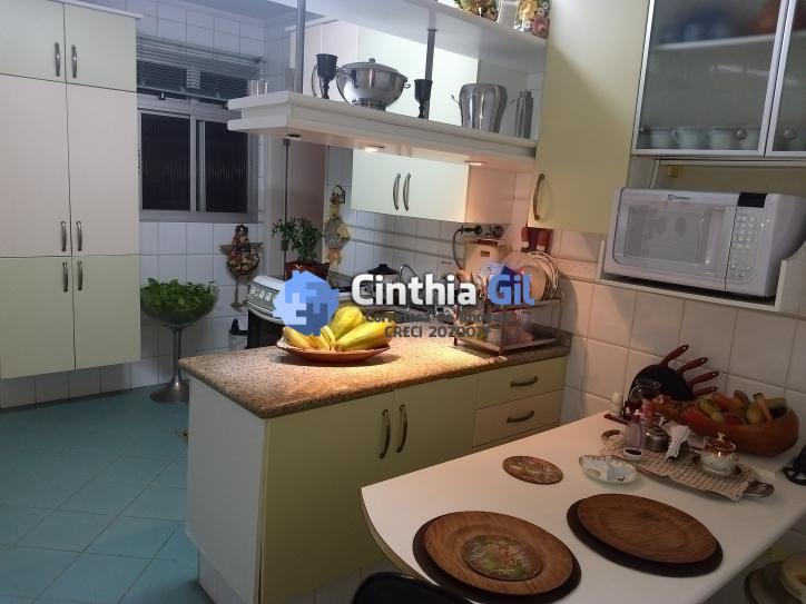 Apartamento à venda com 3 quartos, 140m² - Foto 17