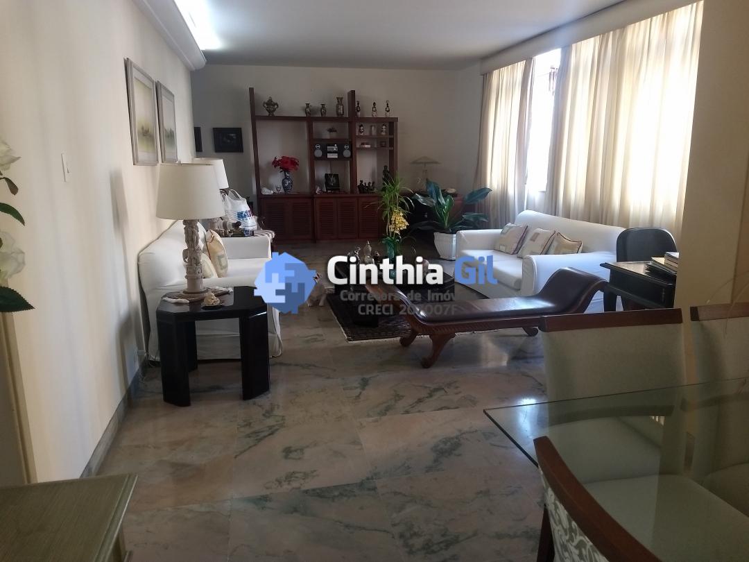 Apartamento à venda com 4 quartos, 250m² - Foto 1