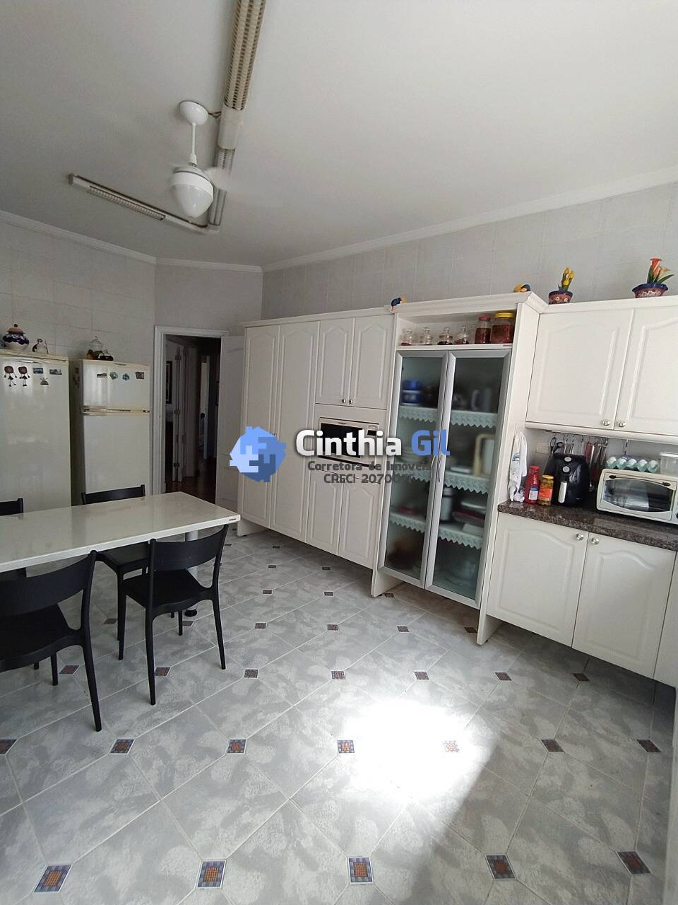 Apartamento à venda com 4 quartos, 250m² - Foto 12