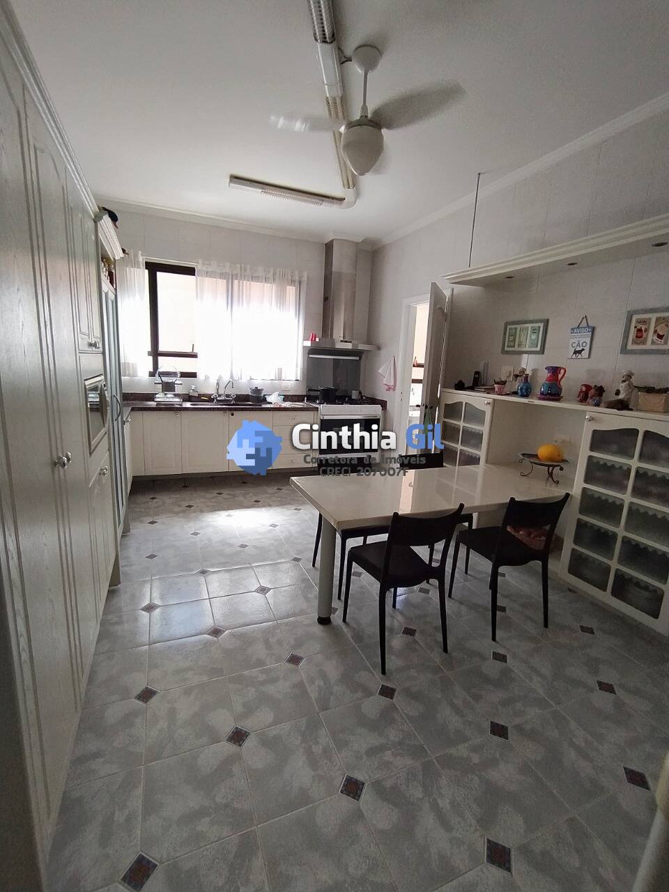 Apartamento à venda com 4 quartos, 250m² - Foto 14