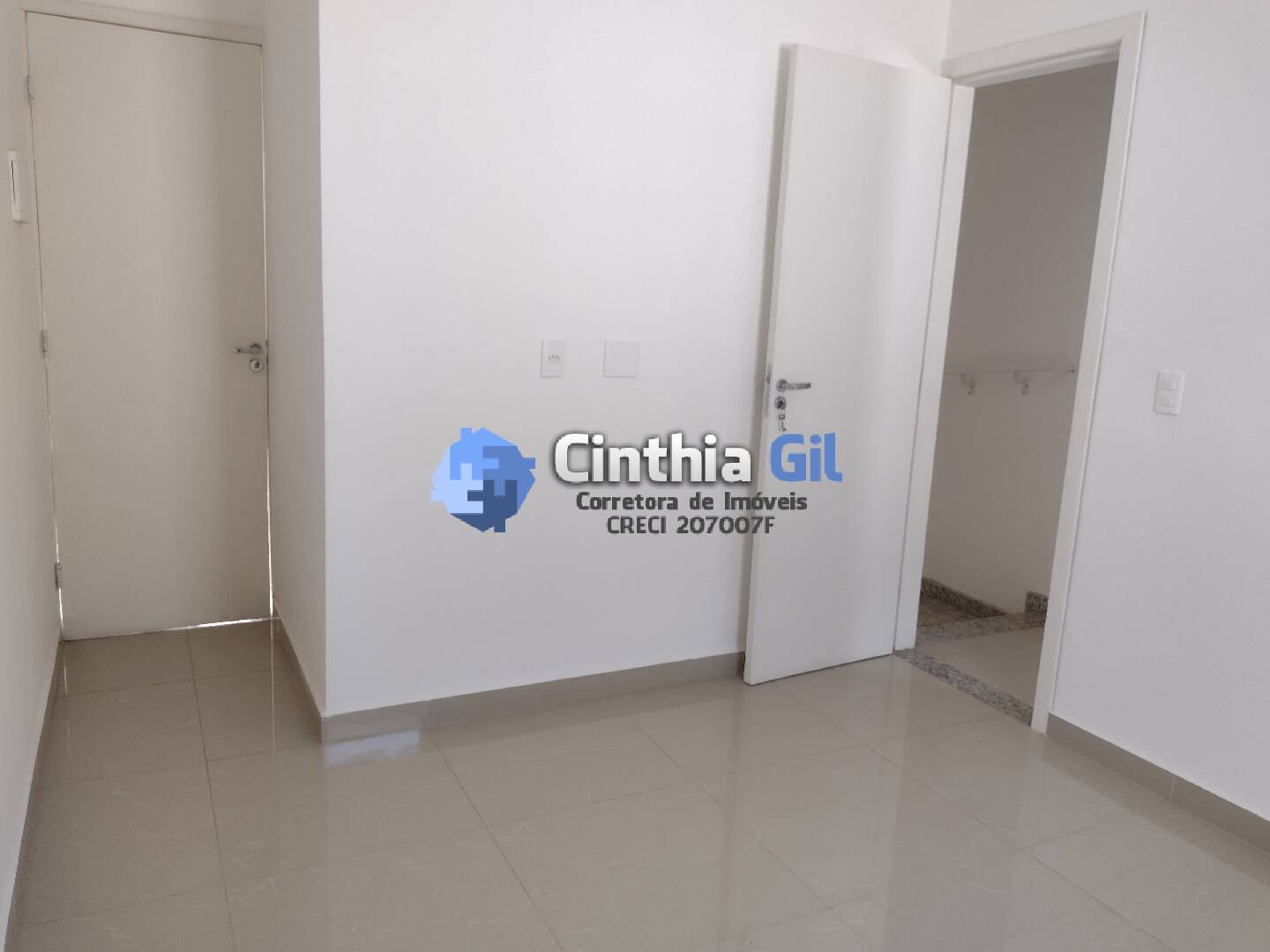 Casa à venda com 2 quartos, 68m² - Foto 18