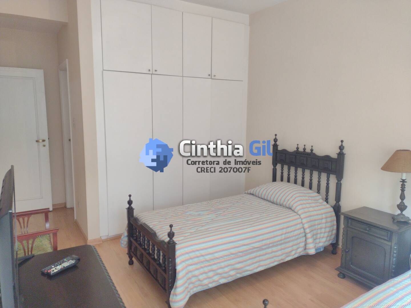 Apartamento à venda com 4 quartos, 200m² - Foto 18