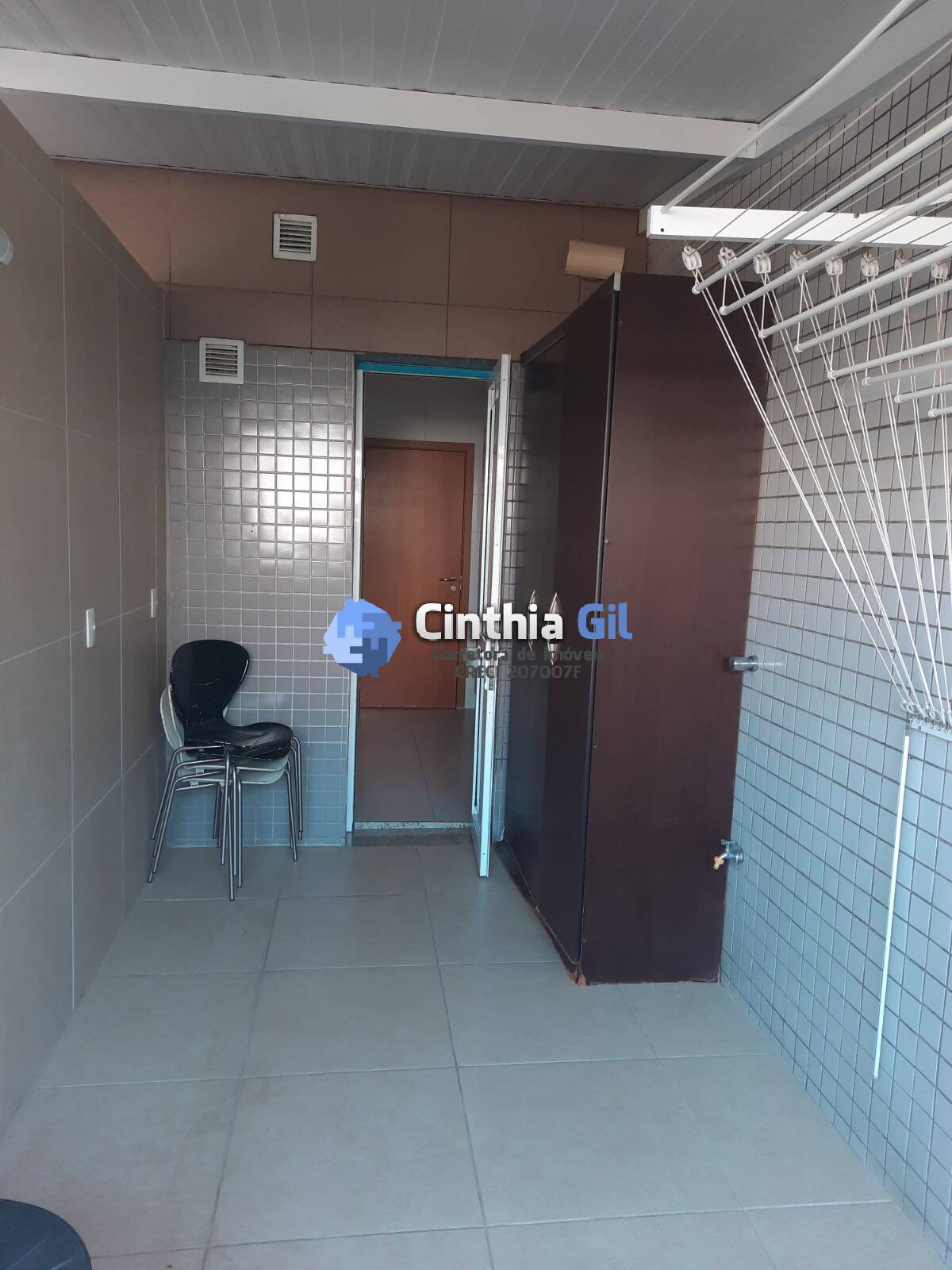 Apartamento à venda com 2 quartos, 145m² - Foto 4