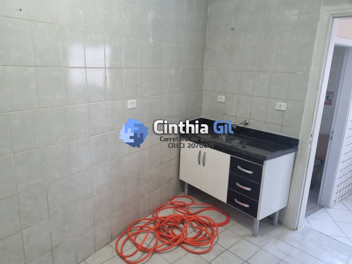 Casa para alugar com 4 quartos, 300m² - Foto 22