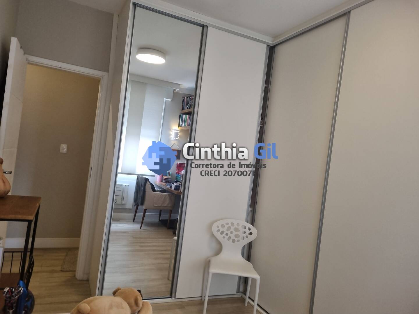 Apartamento à venda com 3 quartos, 145m² - Foto 17