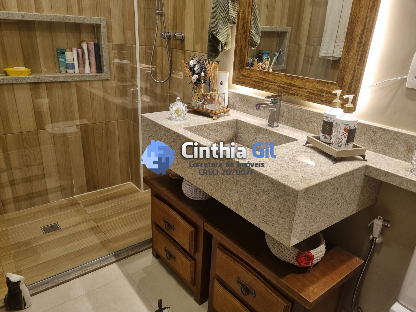 Apartamento à venda com 3 quartos, 145m² - Foto 19