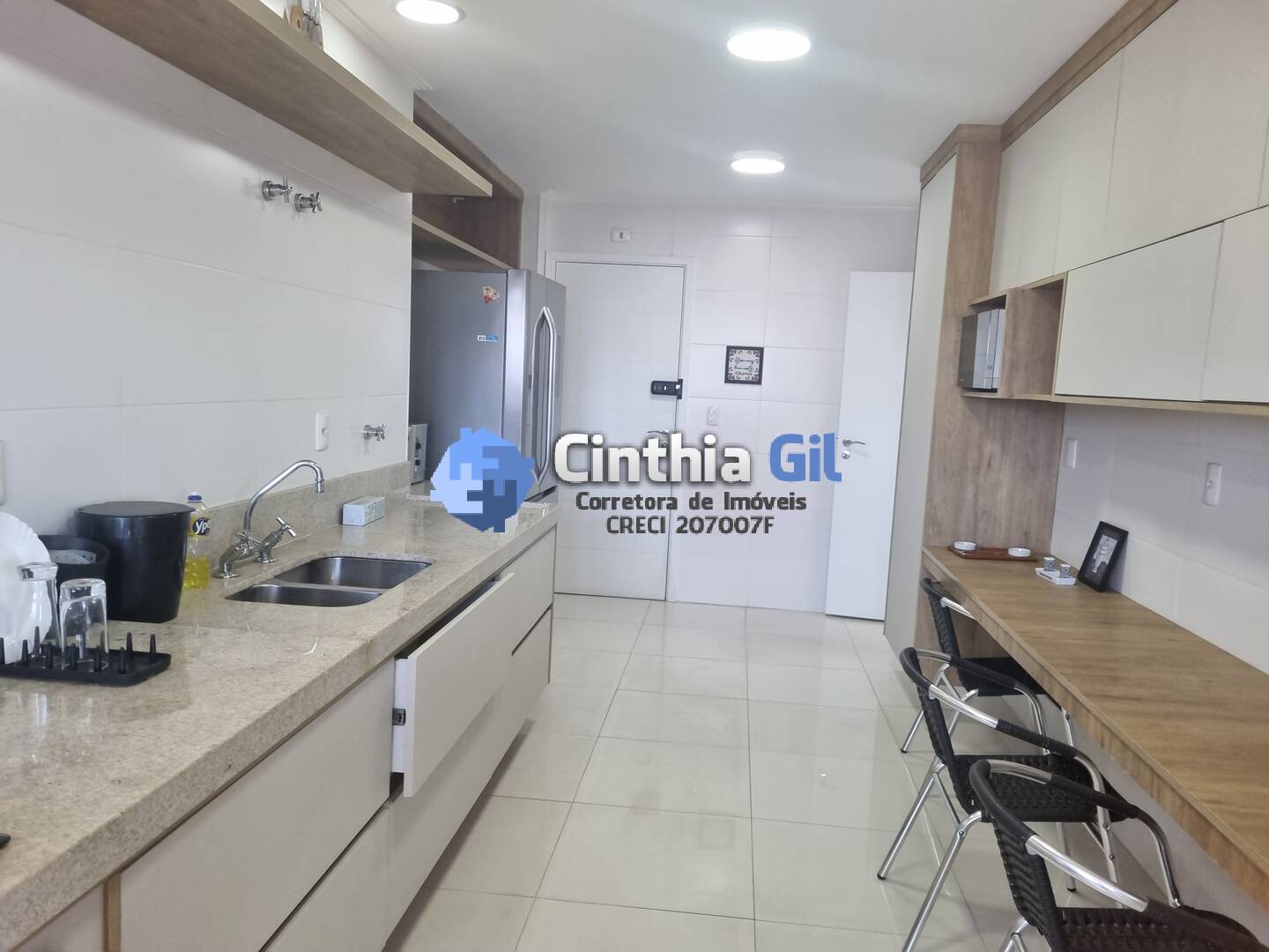 Apartamento para alugar com 3 quartos, 151m² - Foto 31